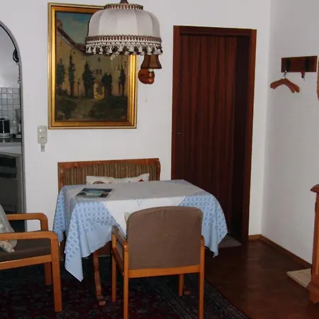 Apartment Hans Mauerer