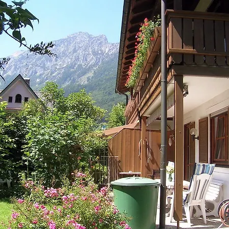 Hans Mauerer Apartment